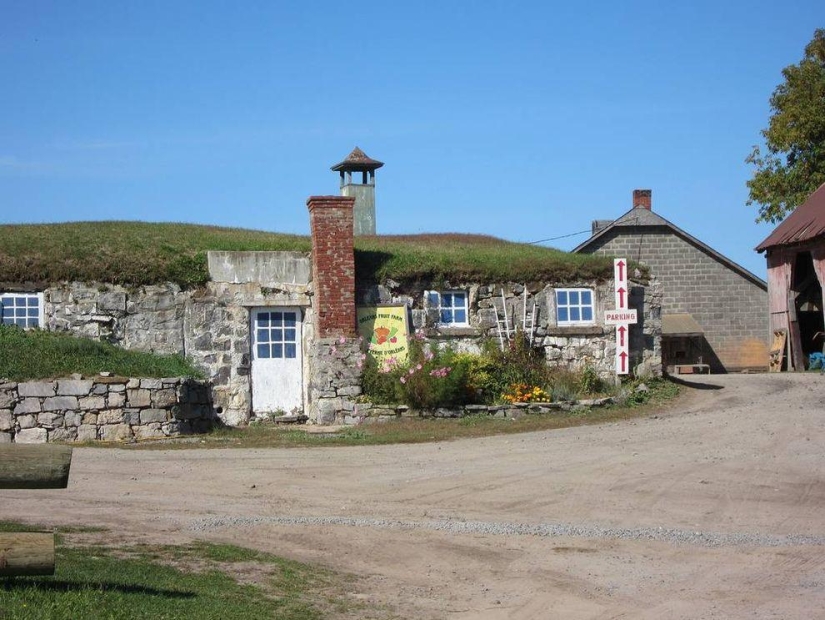 Homes for true hobbits Homes for true hobbits