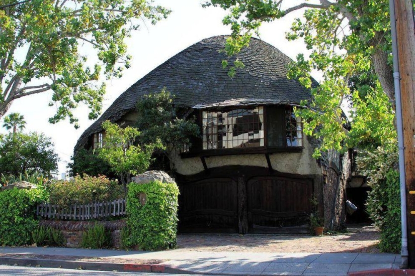 Homes for true hobbits