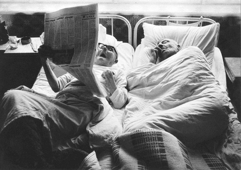 Honesta foto soviética de Romualdas Pozherskis Honesta foto soviética de Romualdas Pozherskis