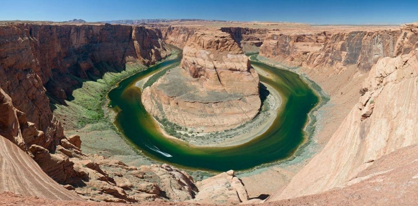 Horseshoe Bend - una curva en el río en Colorado Horseshoe Bend - una curva en el río en Colorado
