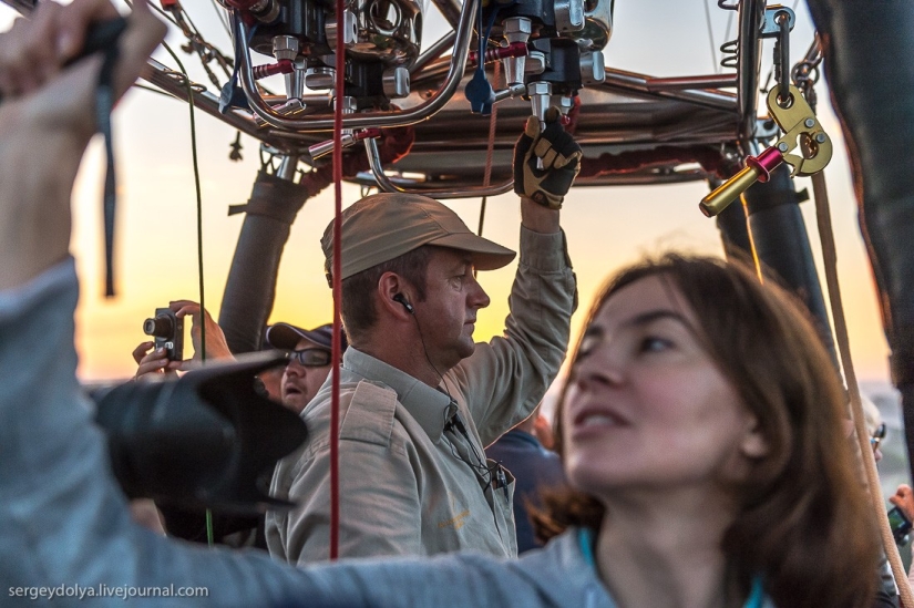 Hot air balloon flight over Bagan Hot air balloon flight over Bagan