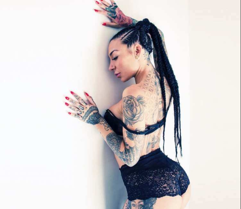 Hot Spanish tattoo model Paula Gonzalez