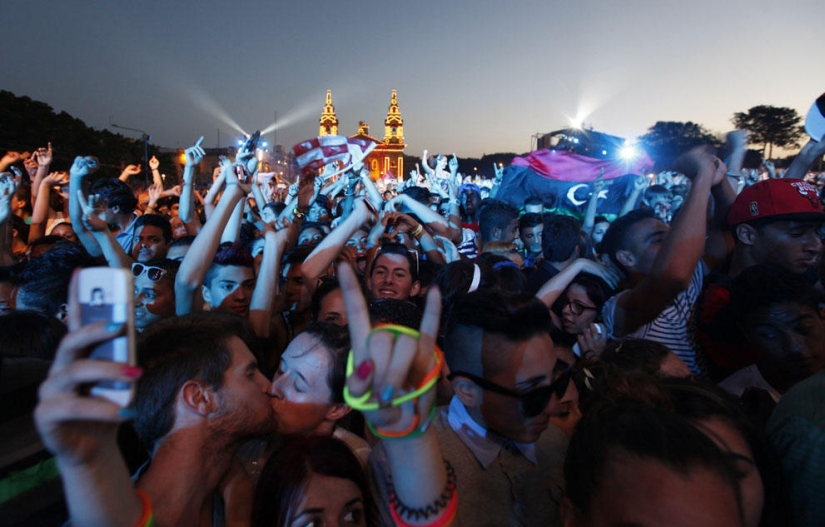 Hot Summer Days 2013