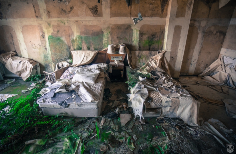 Hotel abandonado en Japón