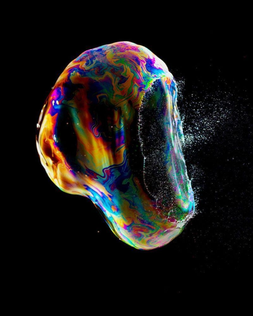 How a bubble bursts