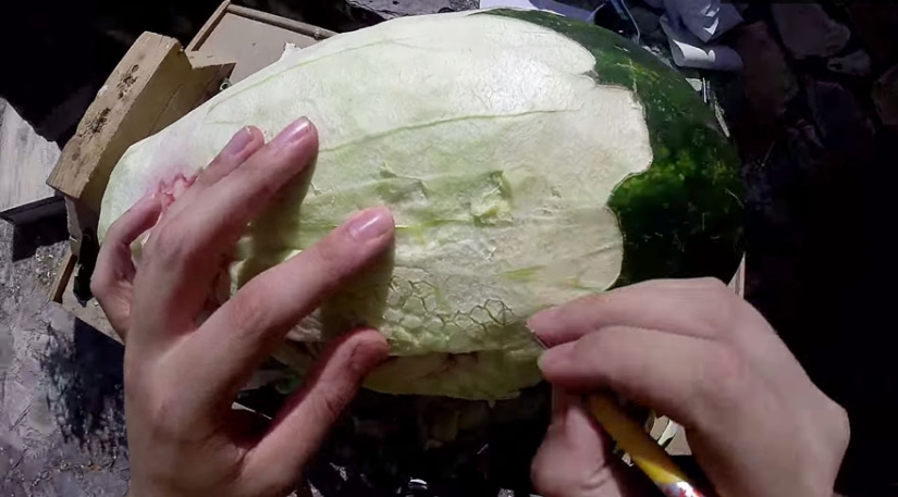 How a watermelon was turned into a creepy dragon