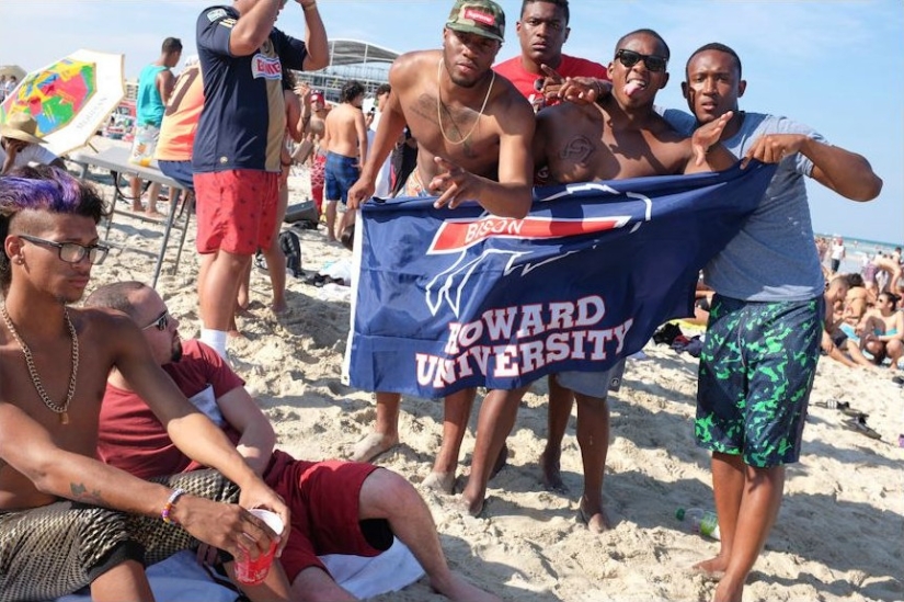 How American students spend their holidays in Miami