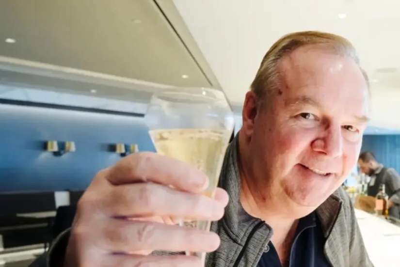 How American Tom Stuker Became the Air Travel Record Holder