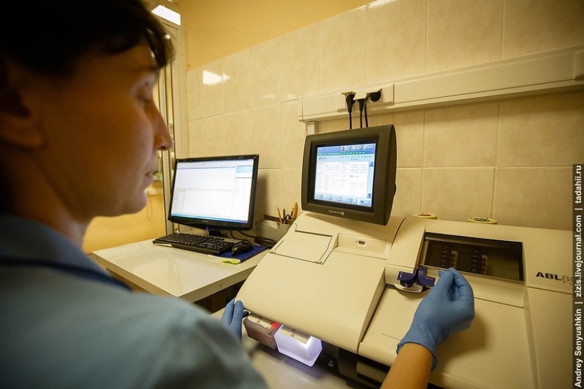 How are newborns saved? Report from pediatric intensive care