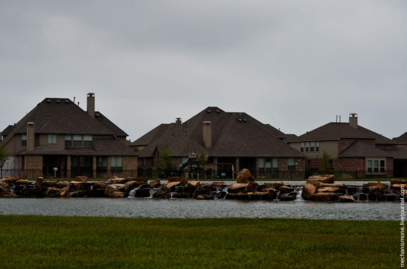 How are residential areas in the US How are residential areas in the US