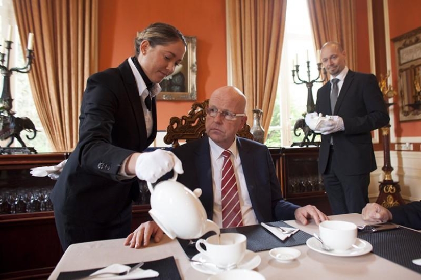 How Butlers Are Prepared in Europe