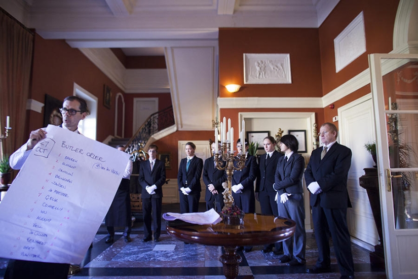 How Butlers Are Prepared in Europe