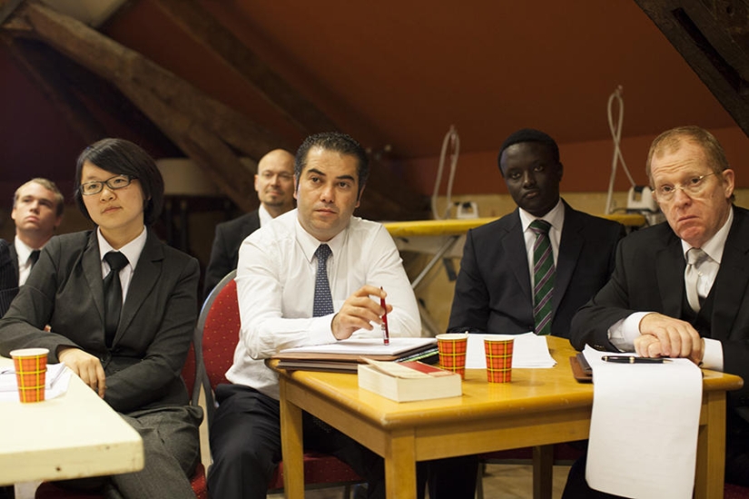 How Butlers Are Prepared in Europe