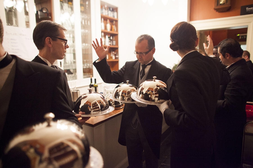 How Butlers Are Prepared in Europe