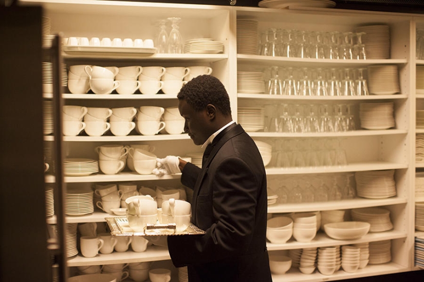 How Butlers Are Prepared in Europe