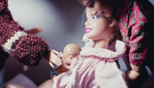 How did Barbie give birth? How did Barbie give birth?