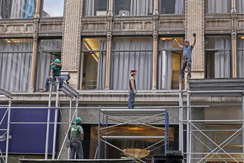 How is daily life in New York How is daily life in New York