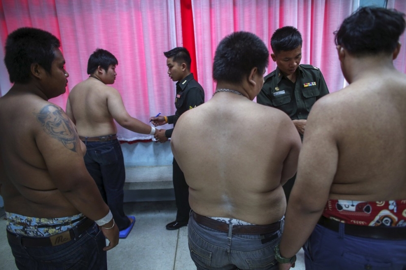 How is the conscription in the army of Thailand