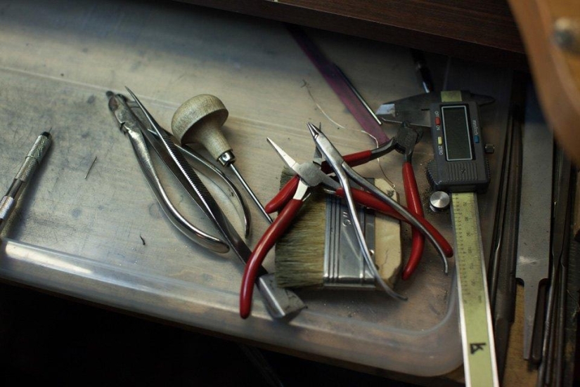 How jewelry is made How jewelry is made