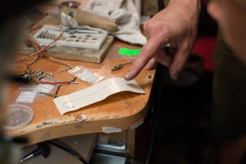 How jewelry is made How jewelry is made