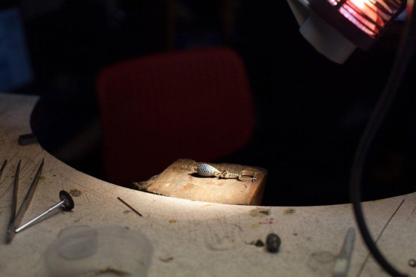 How jewelry is made How jewelry is made