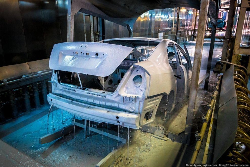 How Lifan cars are assembled at the Derways factory How Lifan cars are assembled at the Derways factory