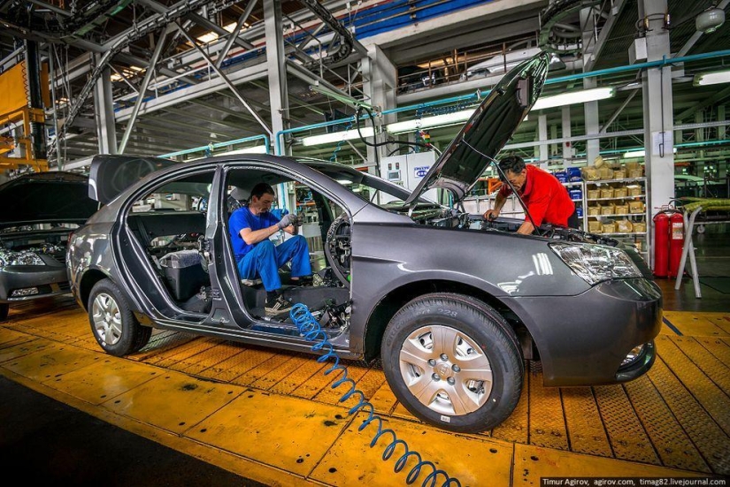 How Lifan cars are assembled at the Derways factory How Lifan cars are assembled at the Derways factory