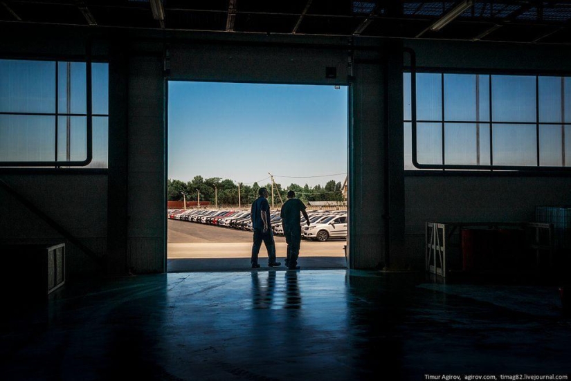 How Lifan cars are assembled at the Derways factory How Lifan cars are assembled at the Derways factory