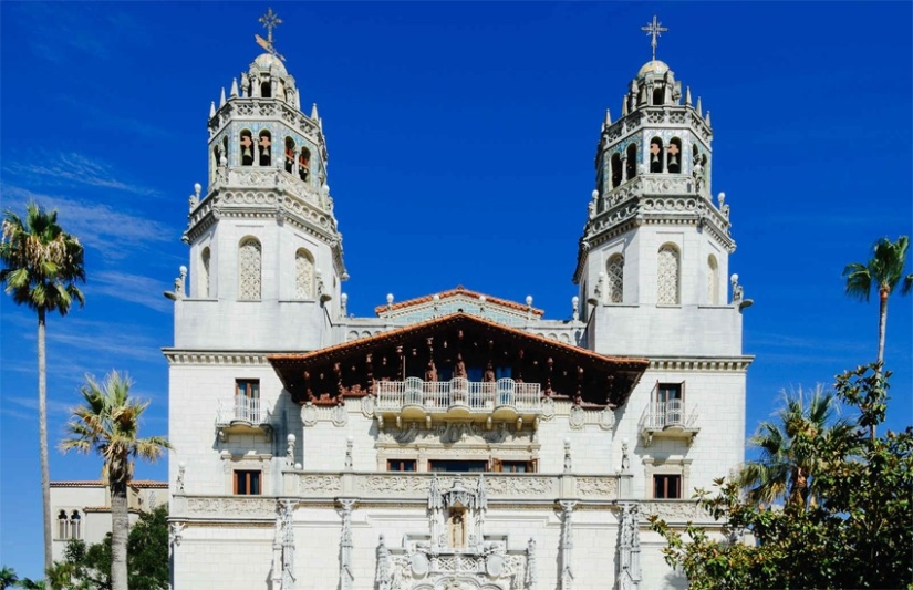 How much do the most expensive movie houses cost? How much do the most expensive movie houses cost?