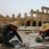 How the Chinese fake the world's attractions