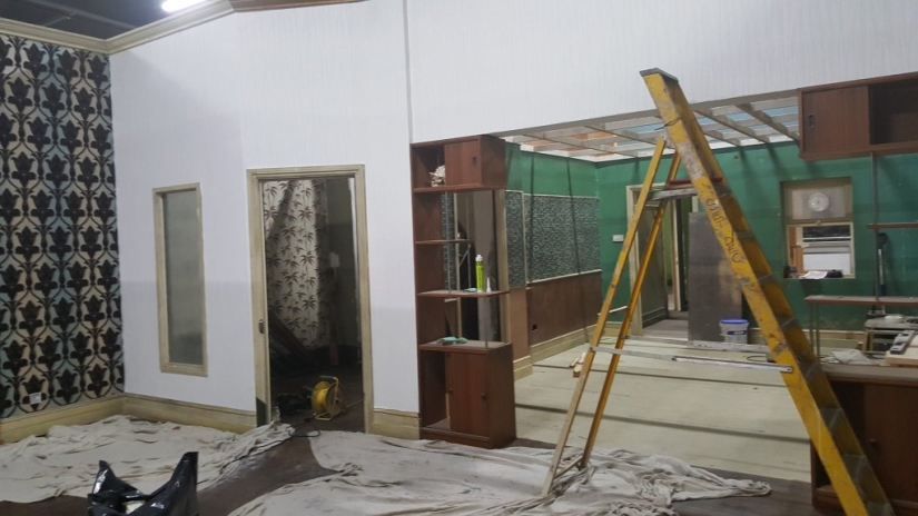 How the scenery for the series "Sherlock" was created