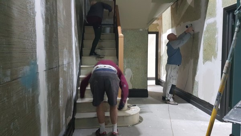 How the scenery for the series "Sherlock" was created