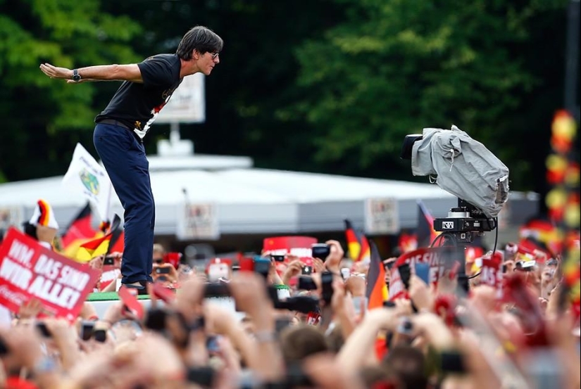 How the winners of the 2014 World Cup were met in Berlin How the winners of the 2014 World Cup were met in Berlin