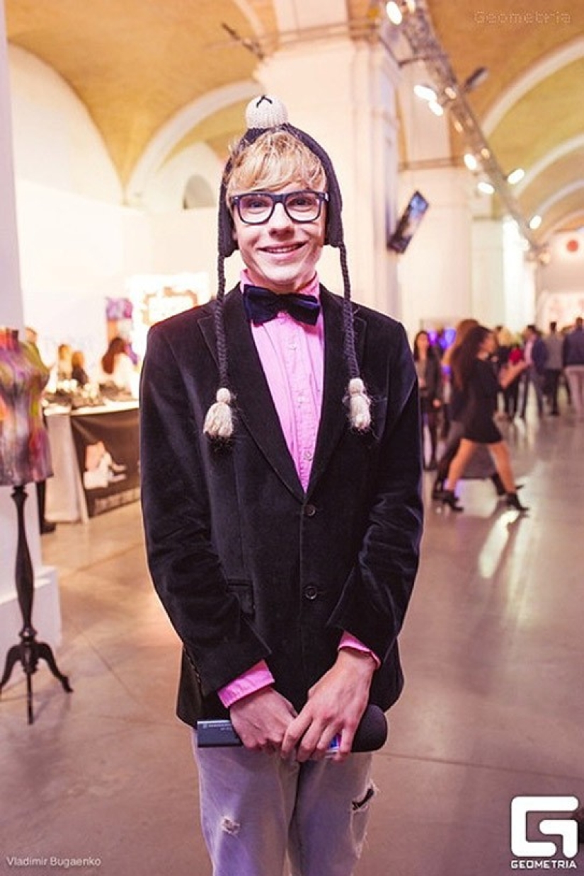 How they hang out and what they wear at Fashion Week in Kyiv