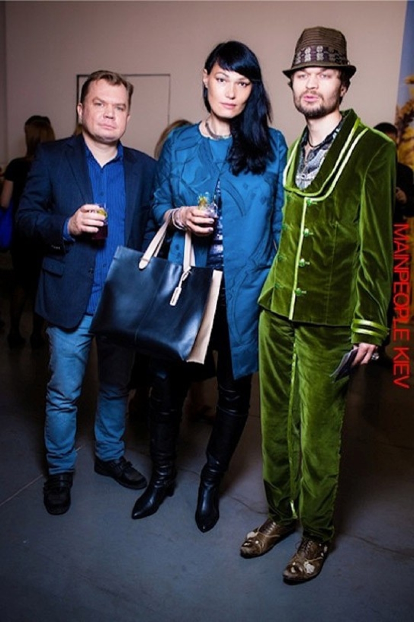 How they hang out and what they wear at Fashion Week in Kyiv