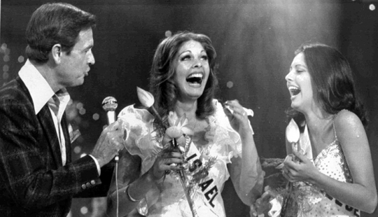 How to choose the most beautiful stewardess