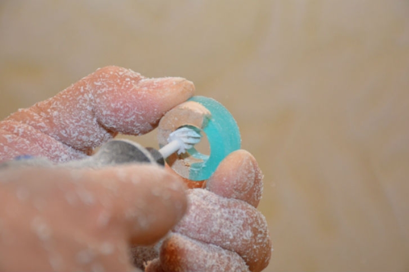 How to make a wood and epoxy ring How to make a wood and epoxy ring