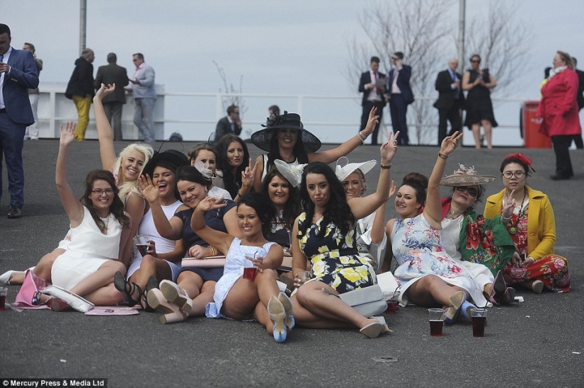 How was Lady&#39;s Day celebrated in the UK? Lady there real bombs!