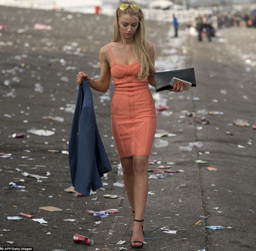 How was Lady&#39;s Day celebrated in the UK? Lady there real bombs!