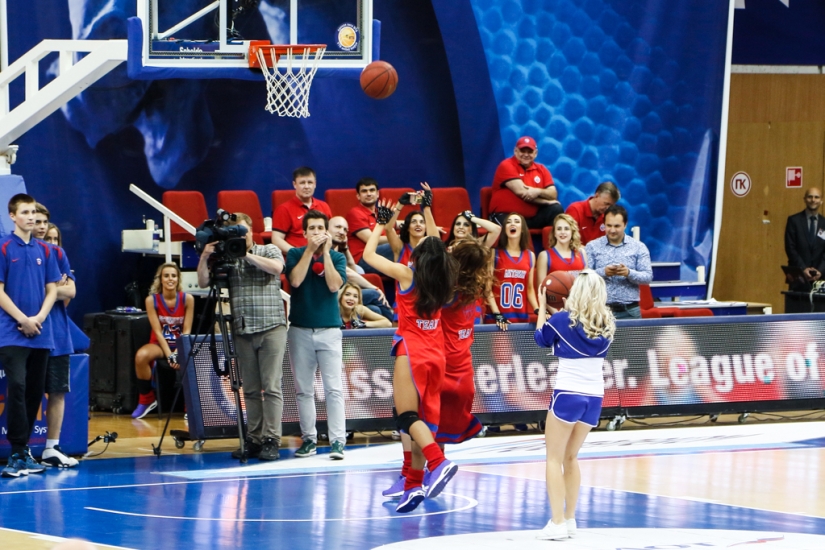 How we drove a girl to a basketball match and what came of it