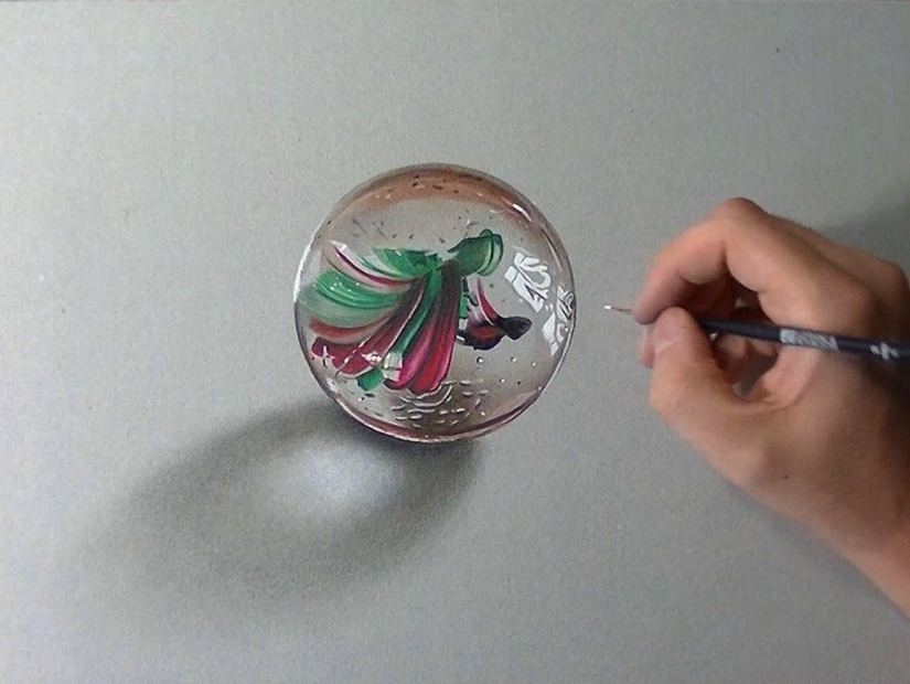 Hyper-realistic drawings of ordinary objects