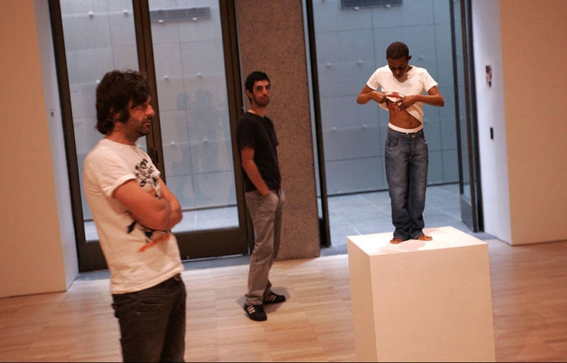 Hyperrealistic sculptures by Ron Mueck
