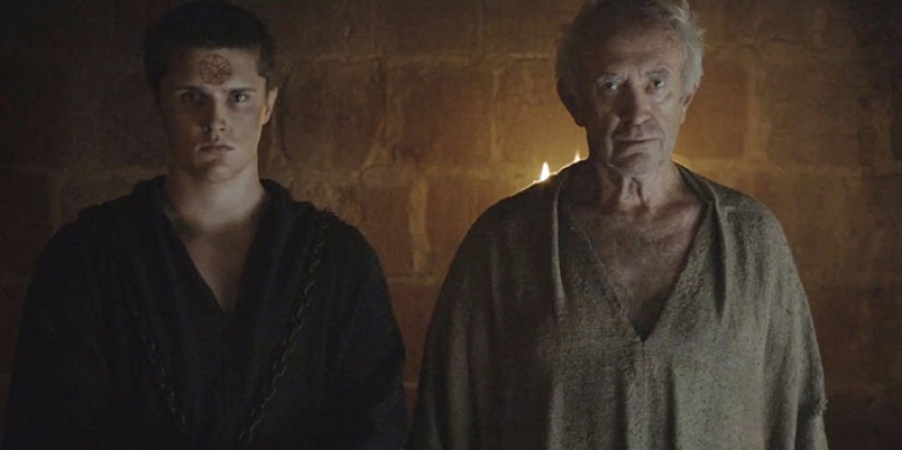 I don't recognize you in makeup: the actors of "Game of Thrones" when winter was not close