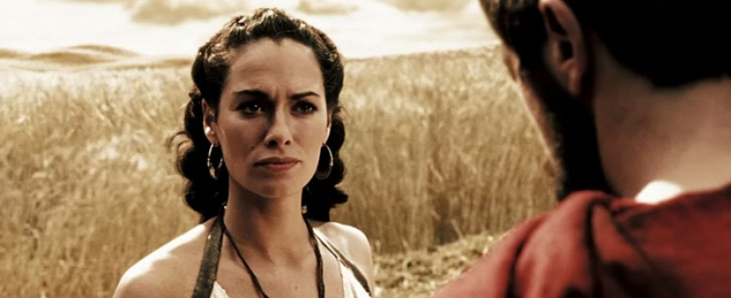 I don't recognize you in makeup: the actors of "Game of Thrones" when winter was not close