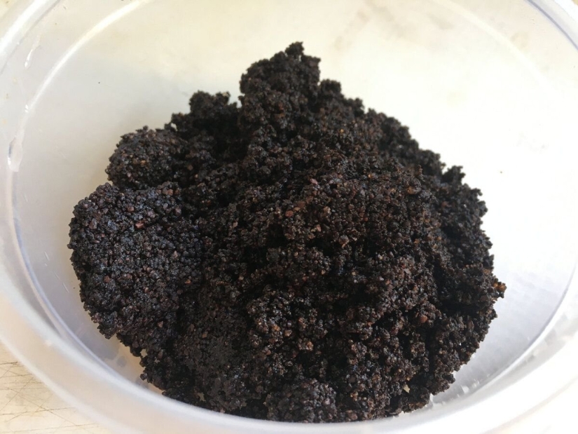 I don’t spend a lot of money on expensive scrubs, but I make them myself. Favorite Cellulite Scrub Recipe