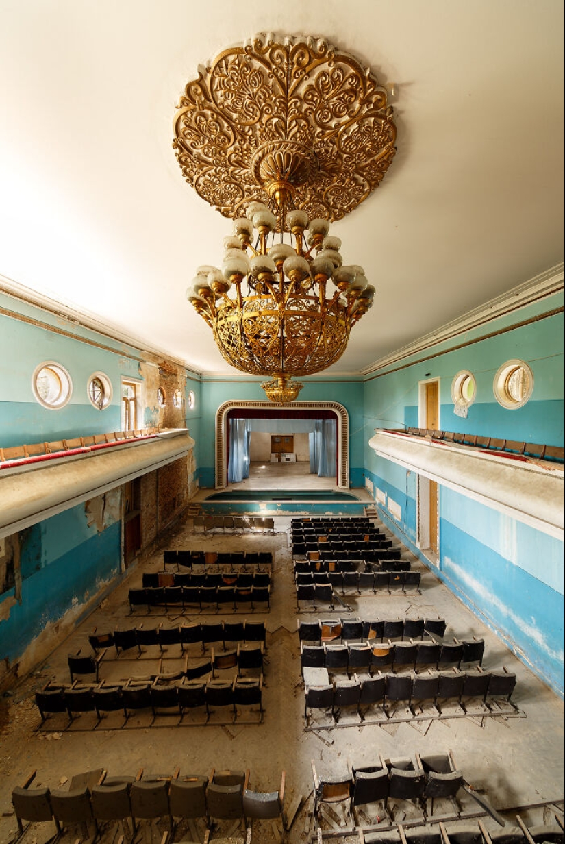 I Embarked On A Journey Through Former FSU Countries To Document Abandoned Soviet Architecture