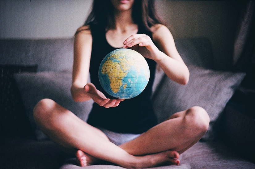 "I'm standing in the middle of the desert, waiting for the train"