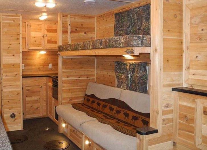 Ice fishing mobile home