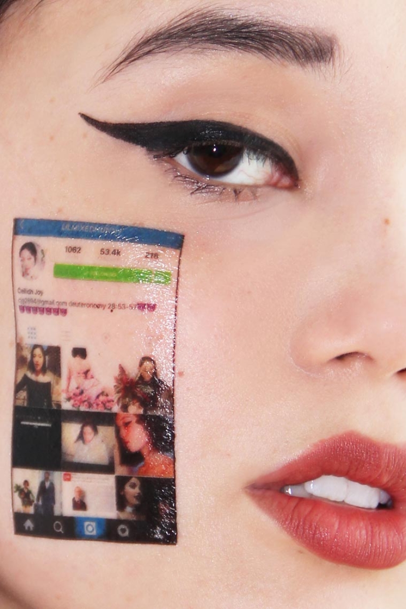 If social media accounts showed up on the skin If social media accounts showed up on the skin