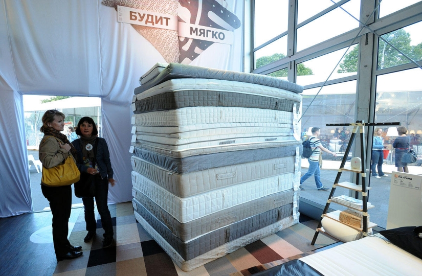 IKEA awakens love: new IKEA catalog 2015